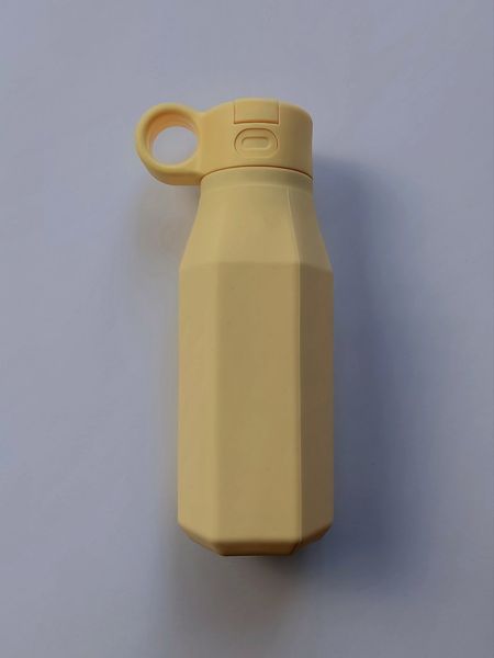 Пляшка для води з харчового силікону Pastel Yellow 53985398568 фото